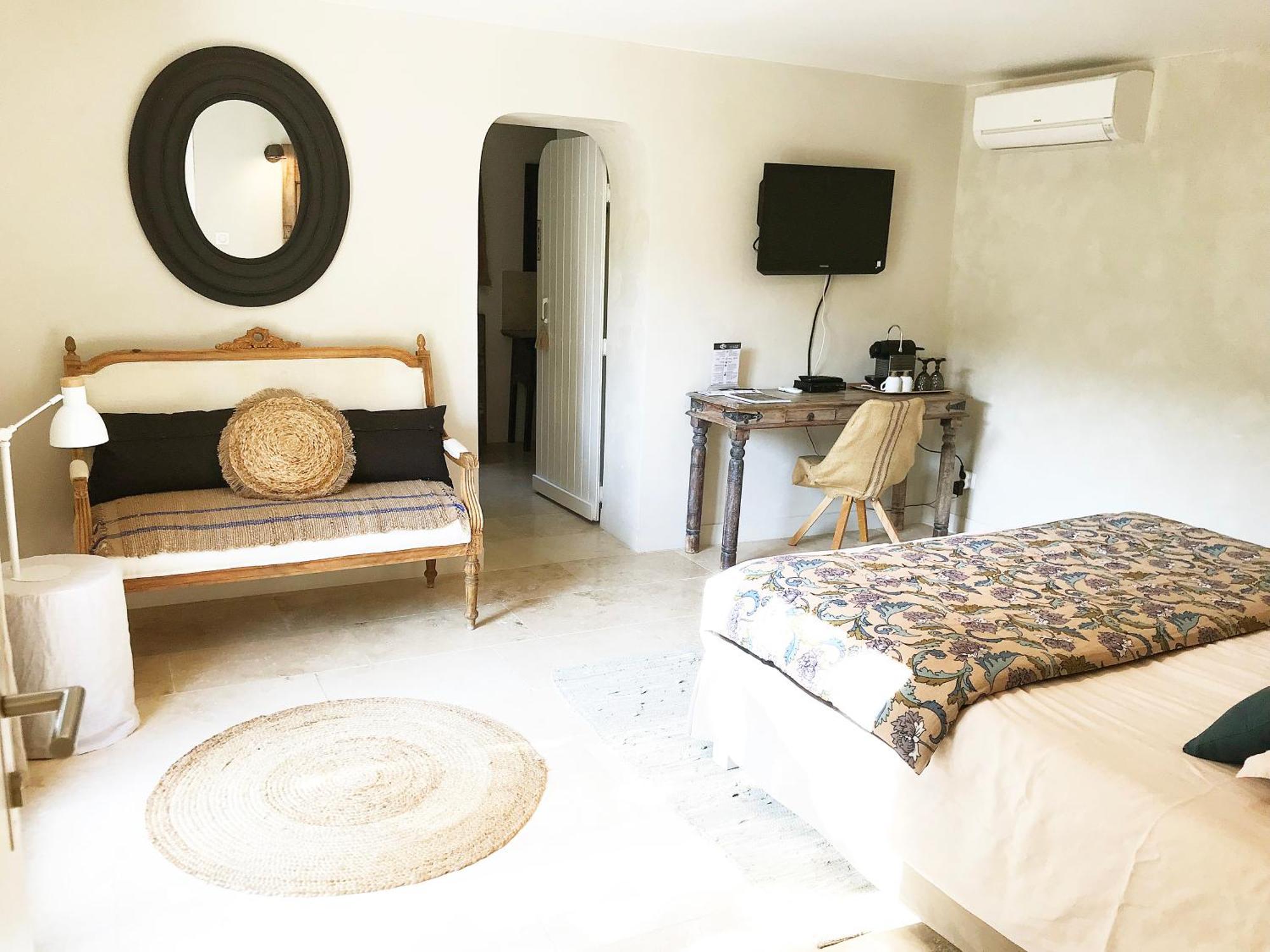 Bastide Nomade - Guest House แซงต์-ปอล-เดอ-วองส์ ภายนอก รูปภาพ
