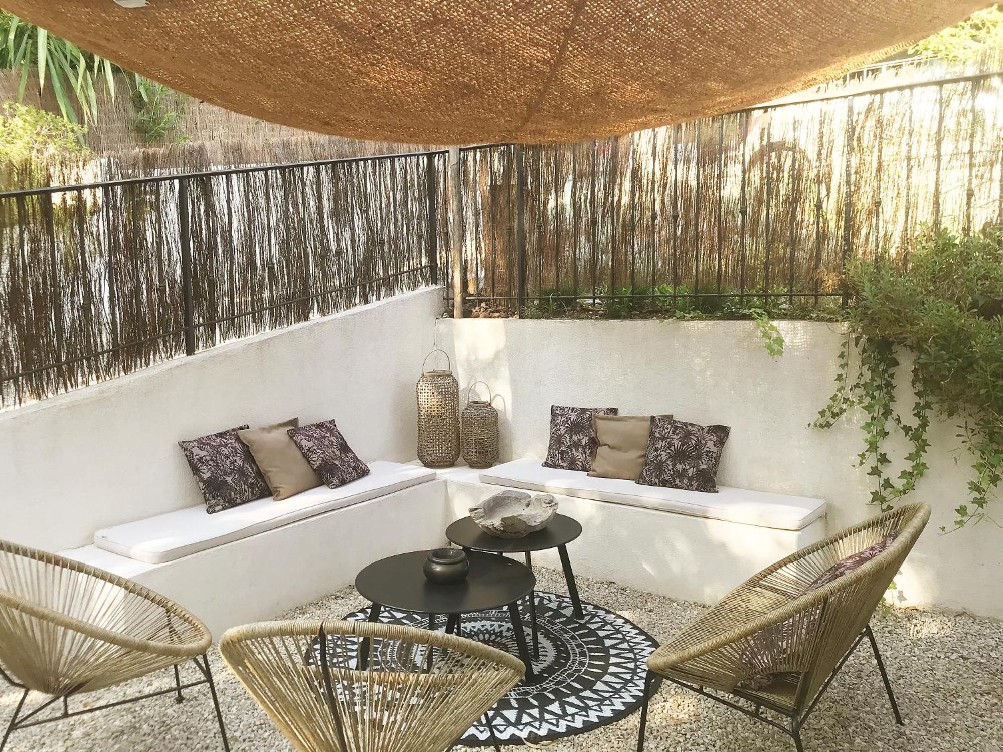 Bastide Nomade - Guest House แซงต์-ปอล-เดอ-วองส์ ภายนอก รูปภาพ